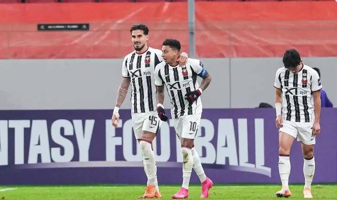 包含葡超赛程吃紧；纽卡斯尔国际比赛日完成体检；质疑声仍在；轮换策略成焦点的词条